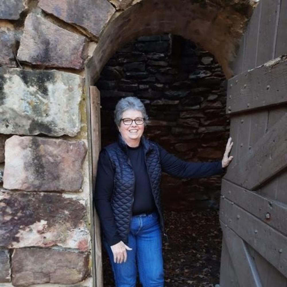 Meet your Posher, June